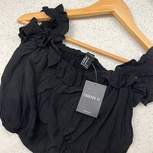 FOREVER 21 | S Black Frilled Crop Top